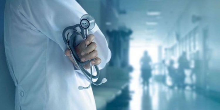 ഹൗസ് സർജൻമാർക്ക് വിശ്രമസമയം അനുവദിക്കണം : മനുഷ്യാവകാശ കമ്മിഷൻ