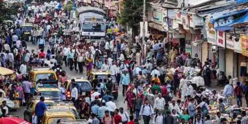 ജനസംഖ്യയിൽ അടുത്ത വർഷം ഇന്ത്യ ചൈനയെ മറികടന്നേക്കും ; ലോകജനസംഖ്യ ഈ വർഷം 800 കോടി തികയും ; യുഎൻ റിപ്പോർട്ട്