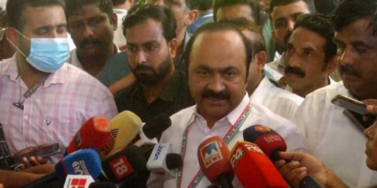 ചിന്തന് ശിബിരത്തില് മുതിര്ന്ന നേതാക്കള് പങ്കെടുക്കാത്തത് അന്വേഷിക്കും: വി.ഡി.സതീശൻ