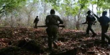 വയനാട്ടിൽ വീണ്ടും മാവോയിസ്റ്റുകളെത്തി ; നാലംഗ സംഘം അരിയും പലവ്യഞ്ജനങ്ങളും വാങ്ങി മടങ്ങി