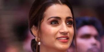 തൃഷ രാഷ്ട്രീയത്തിലേക്കെന്ന വാർത്തകൾ തള്ളി നടിയുടെ അമ്മ