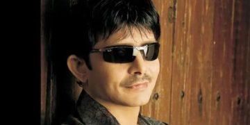 നടന്‍ കമല്‍ ആര്‍ ഖാന്‍ മുംബൈയില്‍ അറസ്റ്റില്‍