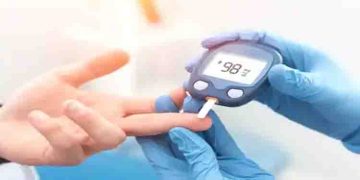 രക്തത്തിലെ ഗ്ലൂക്കോസ് അളവ് നിയന്ത്രിക്കുന്നതിനുള്ള 4 ഫലപ്രദമായ വഴികൾ