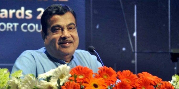 സമയബന്ധിതമായി തീരുമാനങ്ങൾ എടുക്കുന്നില്ല: സർക്കാരിനെതിരെ വീണ്ടും ഗഡ്കരി