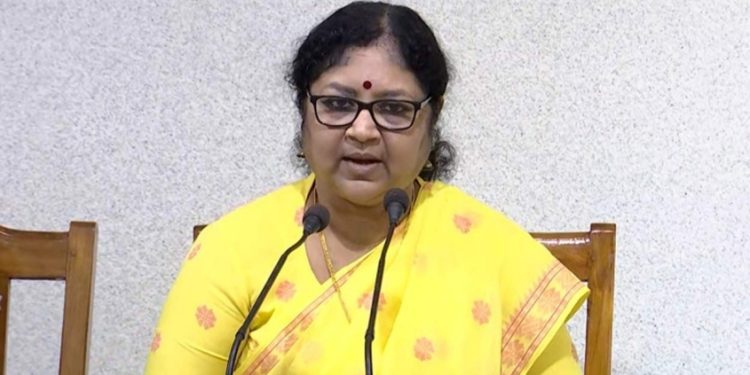 വനിതാ പ്രിന്സിപ്പലിനെ മുറിയില് പൂട്ടിയിട്ട സംഭവം; പരിശോധിക്കുമെന്ന് മന്ത്രി ബിന്ദു