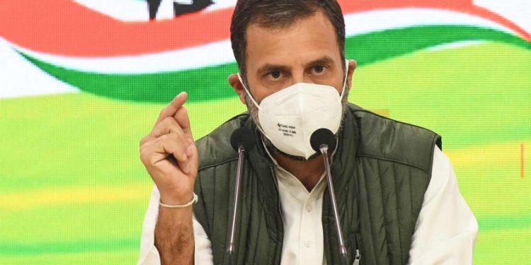 ‘നിങ്ങള് പറയുന്നതും പ്രവര്ത്തിക്കുന്നതും രാജ്യം കാണുന്നുണ്ട്’: മോദിയോട് രാഹുല്