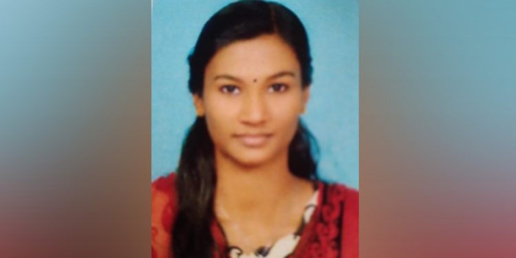 നായ കടിച്ചു ചികിത്സയിലിരുന്ന യുവതി കുഴഞ്ഞു വീണു മരിച്ചു; 3 ഡോസ് ഇൻജക്ഷനും എടുത്തു