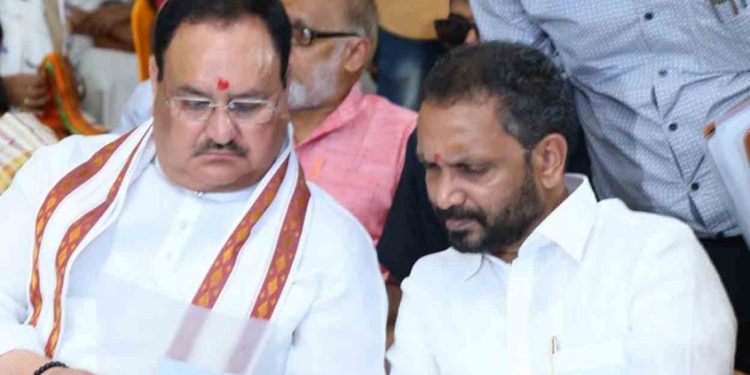 മുഖ്യമന്ത്രിയുടെ ഓഫിസിലും അഴിമതി; കേരളം ബിജെപിക്കൊപ്പം നിൽക്കണം: നഡ്ഡ