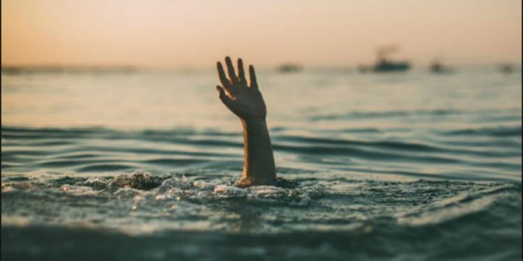 ഇടുക്കിയിൽ പാറക്കുളത്തിൽ കുളിക്കാനിറങ്ങിയ രണ്ട് യുവാക്കൾ മുങ്ങിമരിച്ചു