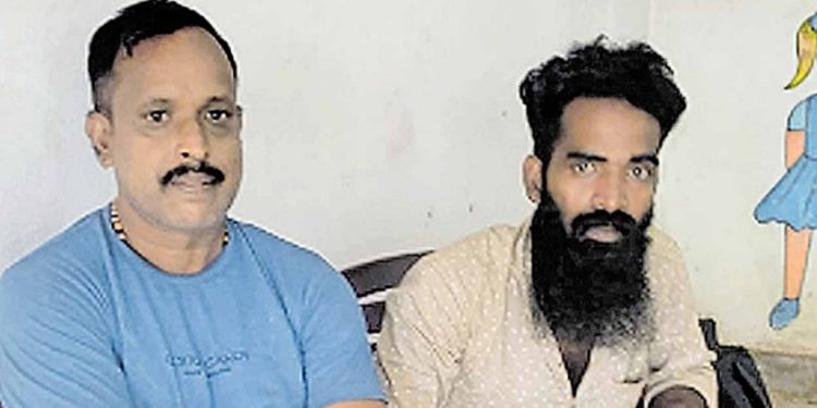 ആയുധങ്ങളുമായി 150 പേർ, ബസ് പിടിച്ചിട്ടു; ജാർഖണ്ഡിൽ മലയാളികളെ ബന്ദികളാക്കി