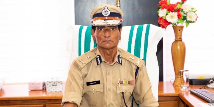 ശബരിമല തീർഥാടനം: പൊലീസ് സംവിധാനങ്ങള്‍ ഡി.ജി.പി വിലയിരുത്തി