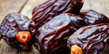 ഈന്തപ്പഴത്തിന്‍റെ കലോറി എത്രയാണെന്ന് അറിയാമോ?