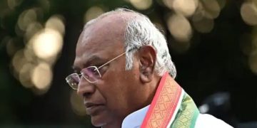 മാറ്റം അധ്യക്ഷസ്ഥാനത്ത് മാത്രം: കോണ്‍ഗ്രസിൽ വലിയ മാറ്റങ്ങൾക്ക് സാധ്യത കുറവ്