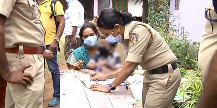 ഭർതൃവീട്ടുകാർ പുറത്താക്കിയ യുവതിക്കും കുഞ്ഞിനും നീതി; പൊലീസ് വീഴ്ച അന്വേഷിക്കും