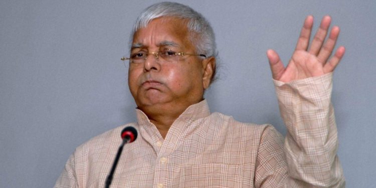 സിംഗപ്പുരിലെ വൈദ്യ പരിശോധനയ്ക്കു ശേഷം ലാലു പ്രസാദ് യാദവ് ഇന്ത്യയിലെത്തി