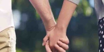 ഇഷ്ടപ്പെട്ടയാളെ ജീവിത പങ്കാളിയായി തെരഞ്ഞെടുക്കുന്നത് മനുഷ്യബന്ധത്തിൻ്റെ പൂർത്തീകരണമെന്ന് കോടതി