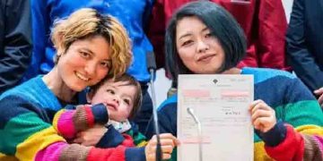 സ്വവർ​ഗാനുരാ​ഗികളായ ദമ്പതികൾക്കിനി സർട്ടിഫിക്കറ്റും, പുതിയ മുന്നേറ്റവുമായി ടോക്കിയോ