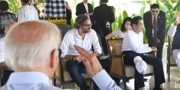 ഊഷ്മള ഹസ്തദാനത്തിനു ശേഷം മോദിക്ക് ഹൃദ്യമായ സല്യൂട്ട് നൽകി ബൈഡൻ -ശ്രദ്ധേയം ജി20 വേദിയിലെ ചിത്രം