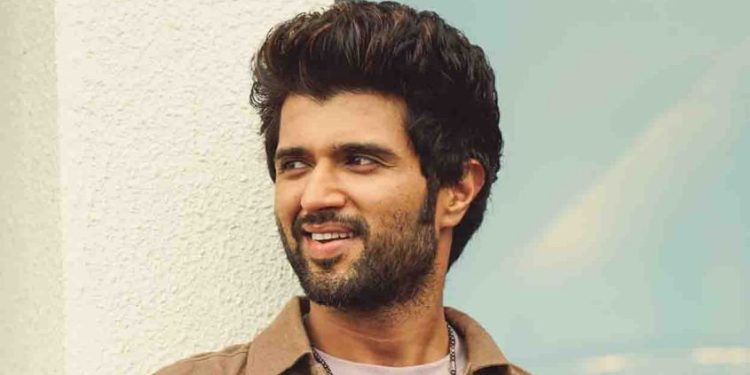 ലൈഗർ സിനിമയുമായി ബന്ധപ്പെട്ട പണമിടപാട്: വിജയ് ദേവരകൊണ്ടയെ ചോദ്യം ചെയ്ത് ഇഡി