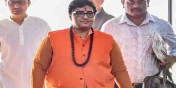 ആയുധം മൂർച്ച കൂട്ടണമെന്ന് വിദ്വേഷ പ്രസം​ഗം, എംപി പ്ര​ഗ്യാ സിങ് താക്കൂറിനെതിരെ കേസ്