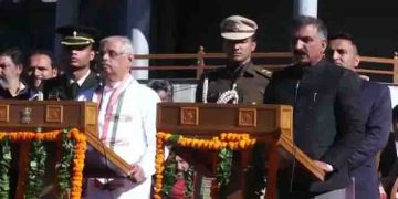 സുഖ്‍വീന്ദർ സിംഗ് ഹിമാചൽ  മുഖ്യമന്ത്രി, സത്യപ്രതിജ്ഞാ ചടങ്ങിൽ സാന്നിധ്യമായി രാഹുലും പ്രിയങ്കയും ഖർഗെയും