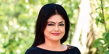 എട്ട് സിഗരറ്റാണ് ആ സിനിമക്ക് വേണ്ടി വലിച്ചത്, തലക്ക് ഭയങ്കര ബുദ്ധിമുട്ടായി -മഞ്ജു പിള്ള