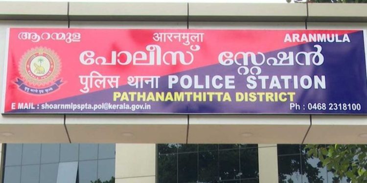 സ്റ്റേഷനിലെ ജീവനക്കാരിയെ കടന്നു പിടിക്കാൻ ശ്രമിച്ചു: സിപിഒ സജീഫ് ഖാന് സസ്പെൻഷൻ