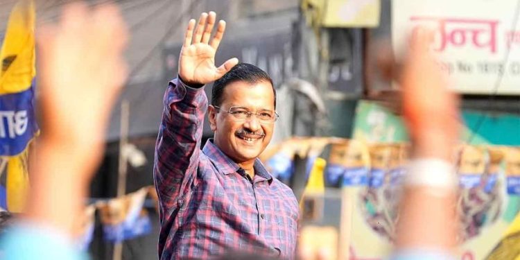 ഗുജറാത്തിലെ എഎപി എംഎൽഎമാർ ബിജെപിയിലേക്ക്?; നേതൃത്വവുമായി ചർച്ച