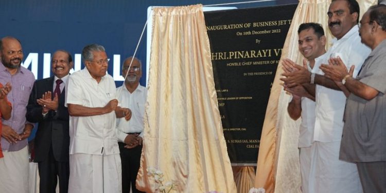 10 മാസം, കുറഞ്ഞ ചെലവിൽ ബിസിനസ് ജെറ്റ് ടെർമിനൽ: സിയാലിനെ അഭിനന്ദിച്ച് മുഖ്യമന്ത്രി