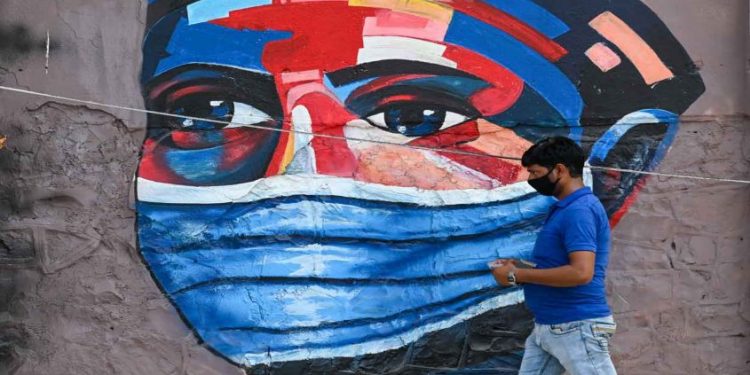 രാജ്യാന്തര യാത്രകൾ ഒഴിവാക്കണം; ജനക്കൂട്ടം പാടില്ല: മുന്നറിയിപ്പുമായി ഐഎംഎ