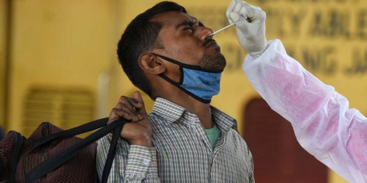 ചൈന, യുഎസ് കോവിഡ് ഭീതിയിൽ; ഏതു സാഹചര്യത്തെയും നേരിടാൻ തയാറാവണം: കേന്ദ്രം