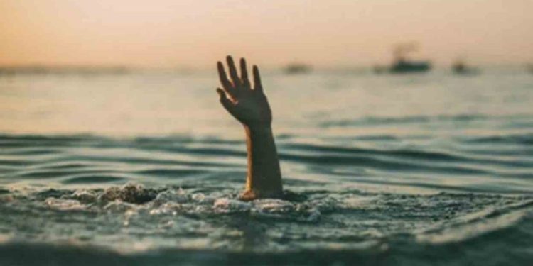 തകഴിയിൽ ബന്ധുവീട്ടിലെത്തിയ പ്ലസ് വൺ വിദ്യാർഥി തോട്ടിൽ മുങ്ങിമരിച്ചു