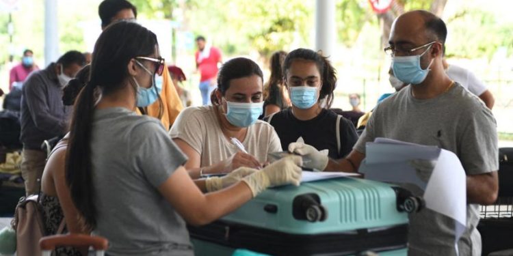 ആള്‍ക്കൂട്ടം അമിതമാകരുത്, മാസ്ക് വേണം: കോവിഡ് മാര്‍ഗനിര്‍ദേശങ്ങളുമായി കേന്ദ്രം