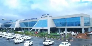 കരിപ്പൂർ വിമാനത്താവളത്തിലെ  റൺവേയുടെ നീളം കുറയ്ക്കേണ്ടി വരുമെന്ന് കേന്ദ്രസർക്കാർ