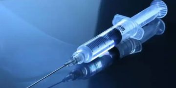 വിവാഹമോചനം നേടാനായി ഭർത്താവ് എച്ച്ഐവി രക്തം കുത്തിവച്ചെന്ന് ഗർഭിണിയായ യുവതിയുടെ പരാതി