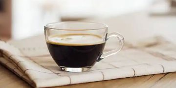 ഉയർന്ന രക്തസമ്മർദ്ദമുള്ളവരുടെ ശ്രദ്ധയ്ക്ക് ; കാപ്പി അമിതമായി കുടിക്കുന്നത് നല്ലതല്ല കാരണം