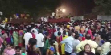 ടിഡിപി റാലിയിൽ വീണ്ടും ദുരന്തം, സൗജന്യ റേഷൻ കിറ്റ് വിതരണത്തിനിടെ തിക്കും തിരക്കും; മൂന്ന് മരണം