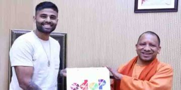 യോഗി ആദിത്യനാഥിനെ സന്ദര്‍ശിച്ച് സൂര്യകുമാര്‍ യാദവ്, ‘മിസ്റ്റര്‍ 360 ഡിഗ്രി’യെന്ന് യുപി മുഖ്യമന്ത്രി