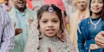 കോടികളുടെ സ്വത്തുപേക്ഷിച്ച് സന്യാസിയായി ഗുജറാത്തിലെ കോടീശ്വരന്റെ മകള്‍