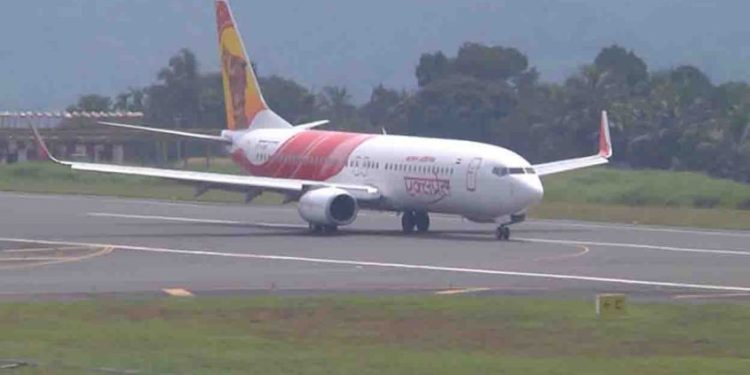 യാത്രക്കാരിയുടെ ശരീരത്തില്‍ മൂത്രമൊഴിച്ചു: ശങ്കര്‍ മിശ്രയെ കമ്പനിയില്‍നിന്ന് പുറത്താക്കി