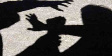 മൂന്നാറില്‍ വിനോദ സഞ്ചാരികളെ ഓട്ടോ ഡ്രൈവര്‍മാര്‍ ആക്രമിച്ച് പരിക്കേല്‍പ്പിച്ചതായി പരാതി