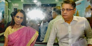 വായ്പതട്ടിപ്പ്: ചന്ദ കോച്ചറും ഭർത്താവും ജയിൽമോചിതരായി; മകന്റെ വിവാഹത്തിൽ പങ്കെടുക്കാം