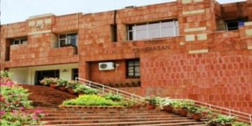 ജെ എന്‍ യു ക്യാമ്പസിലെ ഡോക്യുമെന്ററി പ്രദര്‍ശനം; വൈദ്യുതി വിച്ഛേദിച്ചു, കര്‍ശന സുരക്ഷ