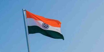 റിപ്പബ്ലിക് ദിനമാഘോഷിച്ച് രാജ്യം; ദില്ലിയിലിലും പരിസരങ്ങളിലും കനത്ത സുരക്ഷ, സംസ്ഥാനത്തും വിപുലമായ ആഘോഷം