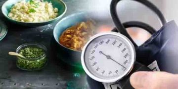 ഉയര്‍ന്ന രക്തസമ്മർദ്ദമുള്ളവര്‍ ഒഴിവാക്കേണ്ട ഭക്ഷണങ്ങള്‍…