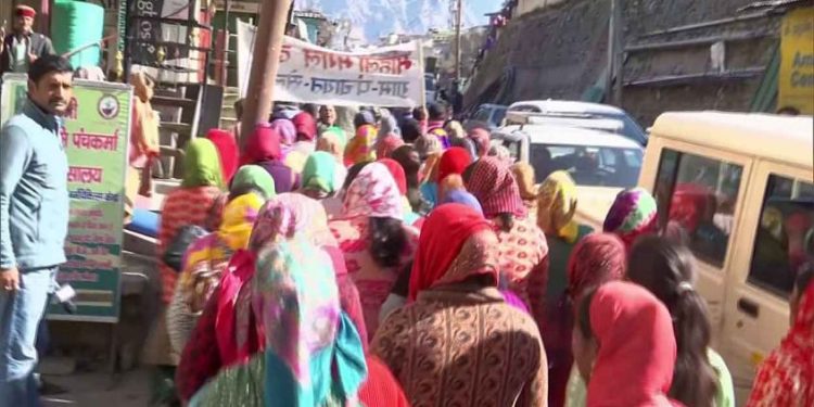 ജോഷിമഠിൽ എൻടിപിസിക്കെതിരെ വലിയ പ്രതിഷേധം; 2 ഹോട്ടലുകൾ പൊളിച്ചുമാറ്റും