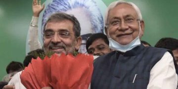 സംഘടനാ പ്രശ്നങ്ങൾ പരിഹരിച്ചില്ലെങ്കിൽ പാർട്ടി തകരും: നിതീഷിനോട് ഖുശ്വാഹ