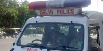 തന്‍റെ സുഹൃത്തുമായി ഭാര്യക്ക് ബന്ധം; ഇരുവരെയും കുത്തിക്കൊന്ന് യുവാവ്