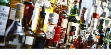 മദ്യം വാങ്ങാനുള്ള കുറഞ്ഞ പ്രായം കുറയ്ക്കാൻ കർണാടക സർക്കാർ