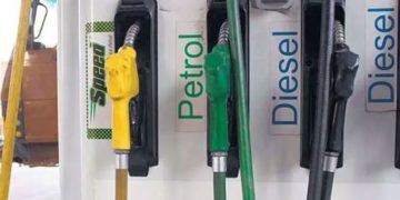 കർണാടകയിൽ ഡീസലിന് ഏഴ് രൂപ കുറവ്; കേരളത്തിലെ കെഎസ്ആർടിസിയുൾപ്പെടെ ആശ്രയിക്കുന്നു